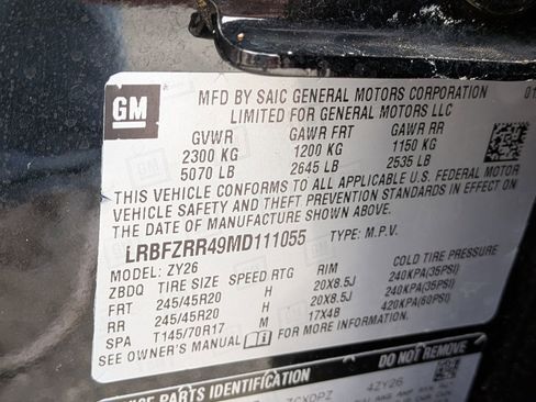 Used 2021 Buick Envision Avenir w/ Technology Package II image 16