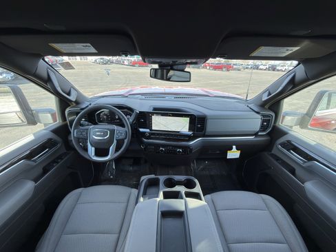 New 2026 GMC Sierra 3500 SLE w/ SLE Value Package image 2