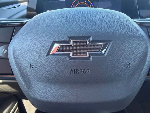 New 2026 Chevrolet Traverse RS w/ LPO, Floor Liner Package FWD image 26