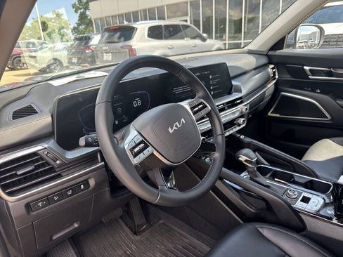 Certified 2025 Kia Telluride S AWD/4WD image 25