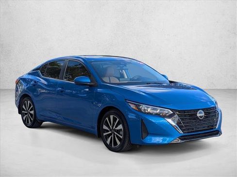 Certified 2025 Nissan Sentra SV w/ SV Premium Package image 3