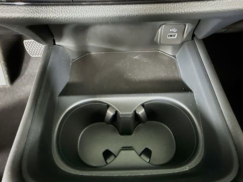 Certified 2023 Honda HR-V LX image 16