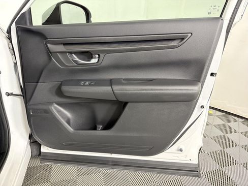 Used 2024 Honda CR-V EX image 12