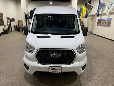 Used 2022 Ford Transit 350 XLT RWD image 2