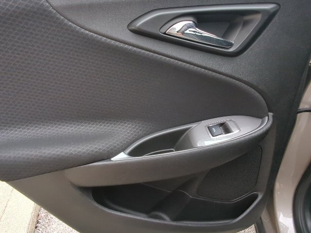 Used 2025 Chevrolet Malibu LT FWD image 24