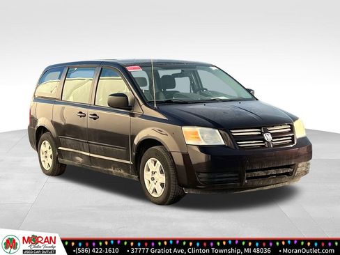 Used 2010 Dodge Grand Caravan SE image 7