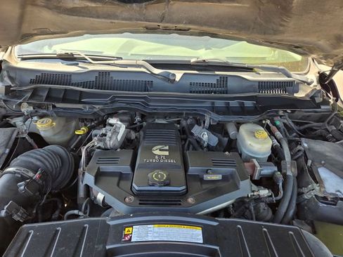Used 2012 RAM 2500 ST w/ Chrome Appearance Group AWD/4WD image 11