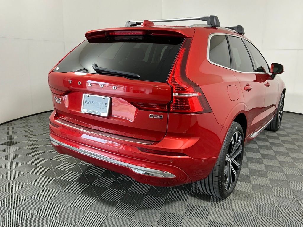 Used 2023 Volvo XC60 B5 Ultimate w/ Climate Package AWD/4WD image 5