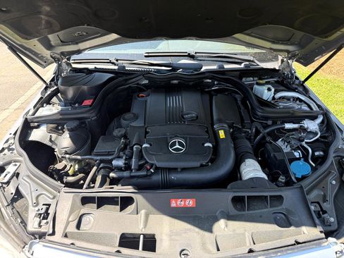 Used 2012 Mercedes-Benz C 250 Sedan image 34