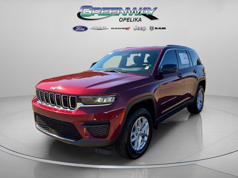 New 2025 Jeep Grand Cherokee Laredo X image 4
