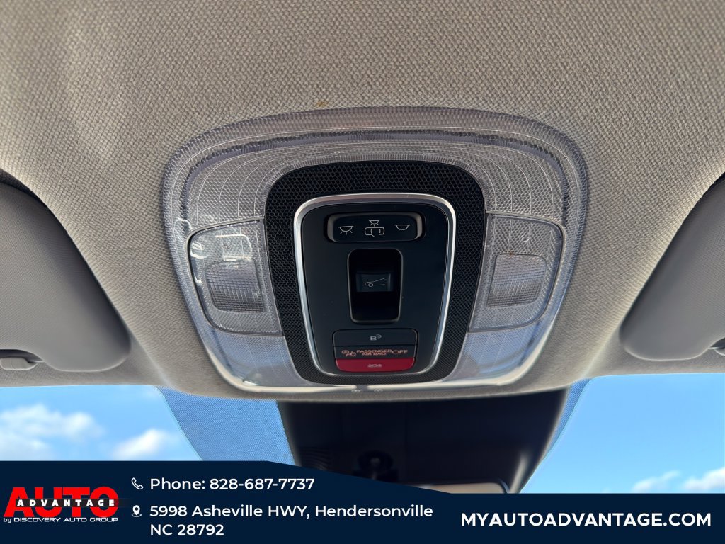Used 2025 Hyundai Elantra SEL FWD image 28
