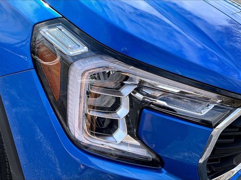 Used 2024 GMC Terrain SLE w/ Driver Convenience Package AWD/4WD image 29