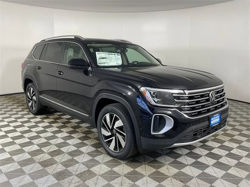 New 2026 Volkswagen Atlas SEL image 7