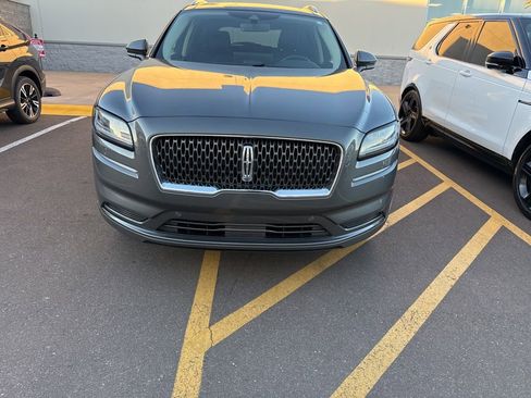 Used 2022 Lincoln Nautilus Reserve w/ Equipment Group 201A image 2