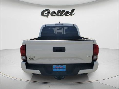 Certified 2023 Toyota Tacoma SR AWD/4WD image 6