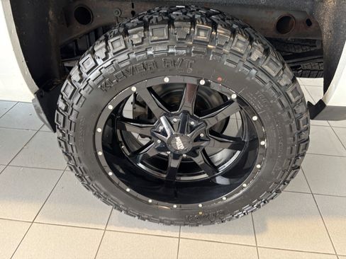Used 2016 Chevrolet Silverado 1500 LT w/ All Star Edition AWD/4WD image 7