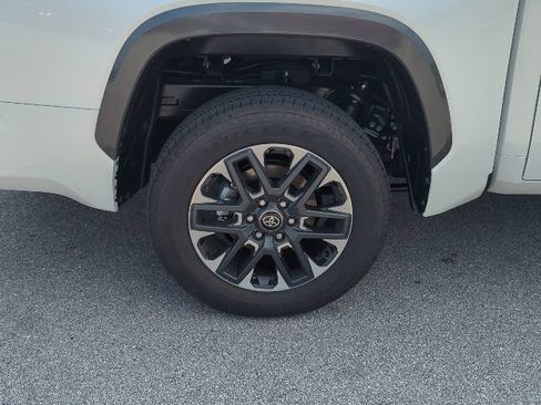 Used 2026 Toyota Tundra Limited AWD/4WD image 37
