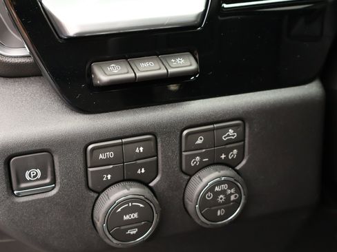 New 2026 Chevrolet Silverado 3500 High Country w/ High Country Premium Package AWD/4WD image 13