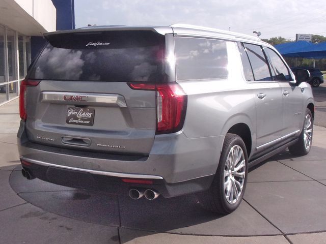 Used 2023 GMC Yukon XL Denali w/ Denali Reserve Package AWD/4WD image 19
