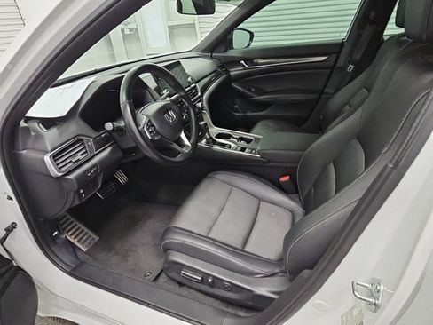 Used 2022 Honda Accord Sport image 11
