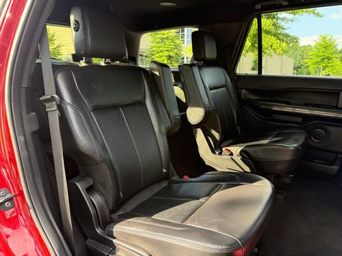 Used 2020 Ford Expedition XLT w/ Equipment Group 201A RWD image 42