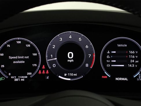 Used 2025 Porsche Cayenne S image 16