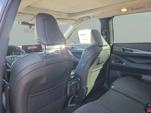 Used 2026 INFINITI QX60 Luxe w/ Cargo Package AWD/4WD image 7
