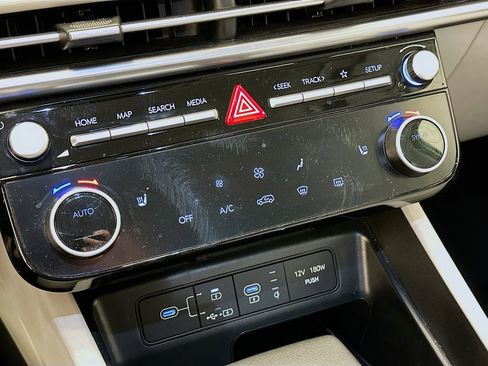 Used 2025 Hyundai Tucson SEL AWD/4WD image 24