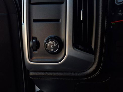 Used 2018 GMC Sierra 1500 SLE w/ SLE Value Package image 14