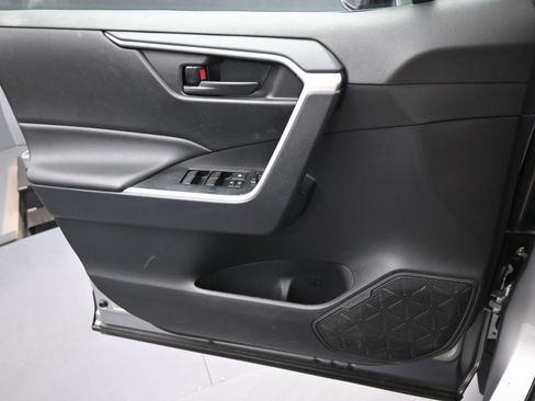 Certified 2025 Toyota RAV4 LE image 16