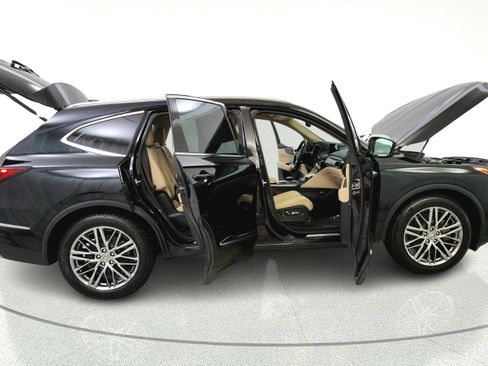 Used 2023 Acura MDX SH-AWD w/ Advance Package image 15