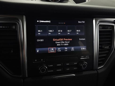 Used 2018 Porsche Macan image 24