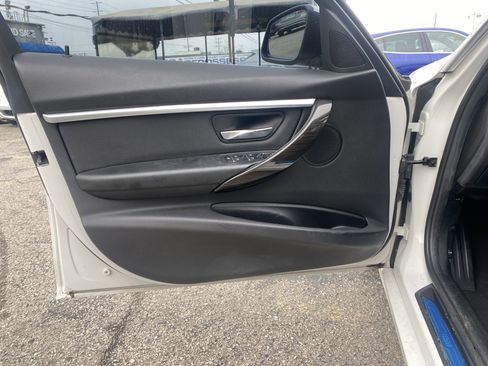 Used 2018 BMW 330i Sedan image 13