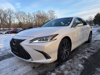 Used 2023 Lexus ES 350 w/ Premium Package