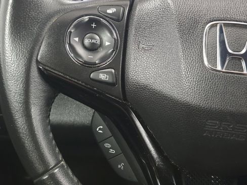 Used 2019 Honda HR-V Sport image 29