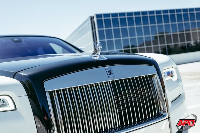 Used 2017 Rolls-Royce Ghost RWD image 12