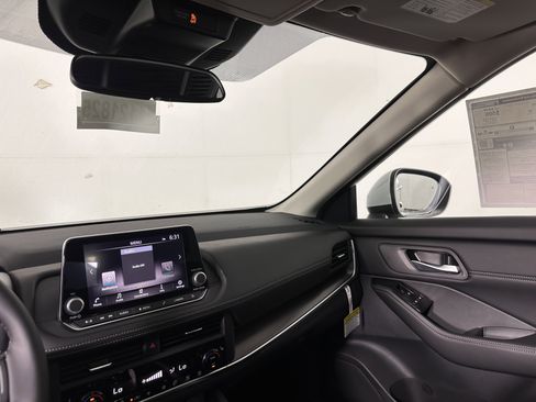 New 2026 Nissan Rogue SV w/ SV Premium Package image 26