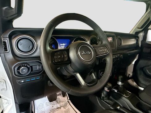 Used 2023 Jeep Wrangler Unlimited w/ Cold Weather Group AWD/4WD image 12