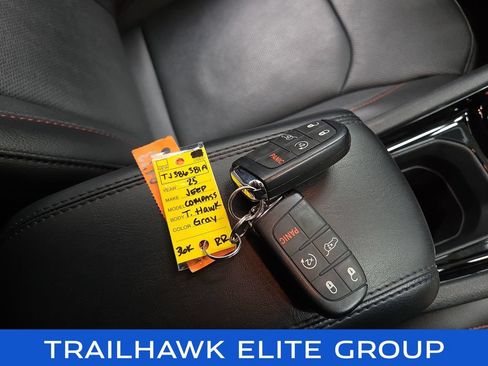 Used 2023 Jeep Compass Trailhawk w/ Trailhawk Elite Group AWD/4WD image 14