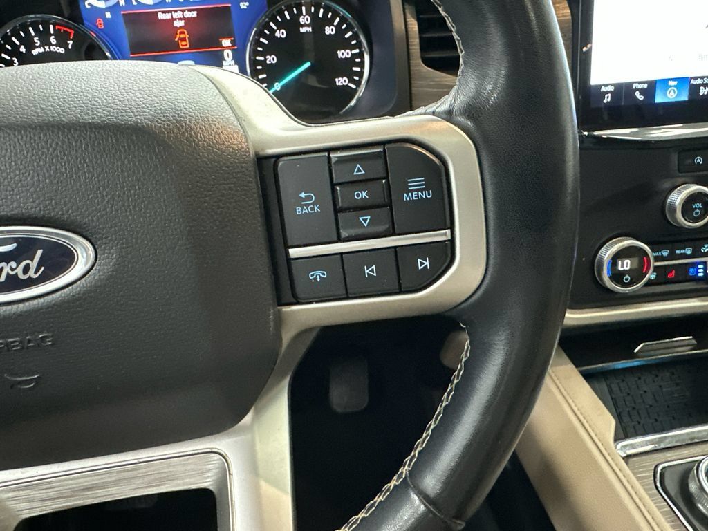 Used 2024 Ford Expedition Limited AWD/4WD image 31