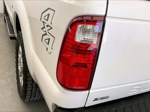 Used 2016 Ford F250 Lariat w/ Chrome Package image 27