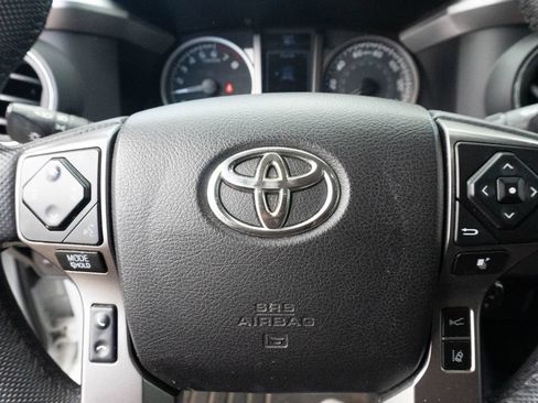 Used 2021 Toyota Tacoma SR5 RWD image 22