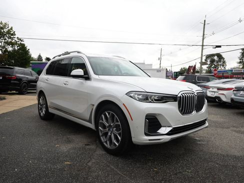 Used 2020 BMW X7 xDrive40i w/ Parking Assistance Package AWD/4WD image 3