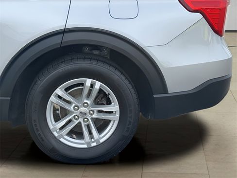 Used 2021 Ford Explorer XLT w/ Class III Trailer Tow Package image 35