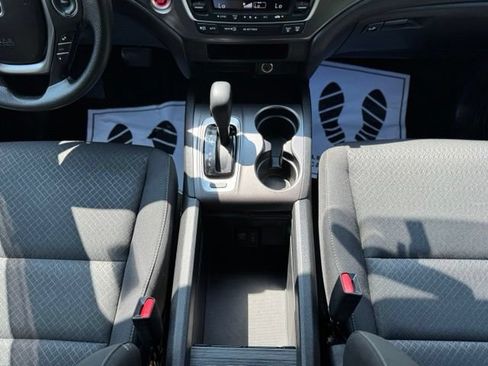 Used 2018 Honda Ridgeline Sport image 26