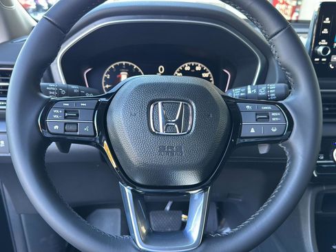 New 2025 Honda Pilot EX-L image 17