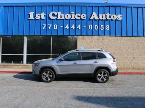 Used 2019 Jeep Cherokee Limited AWD/4WD image 8