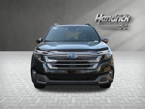 Used 2025 Subaru Forester Limited w/ Popular Package #2 image 3