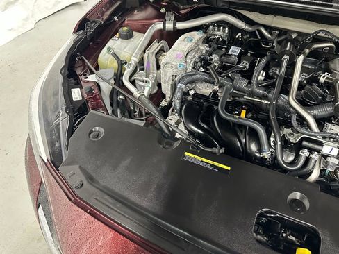 Used 2025 Nissan Sentra SV image 63