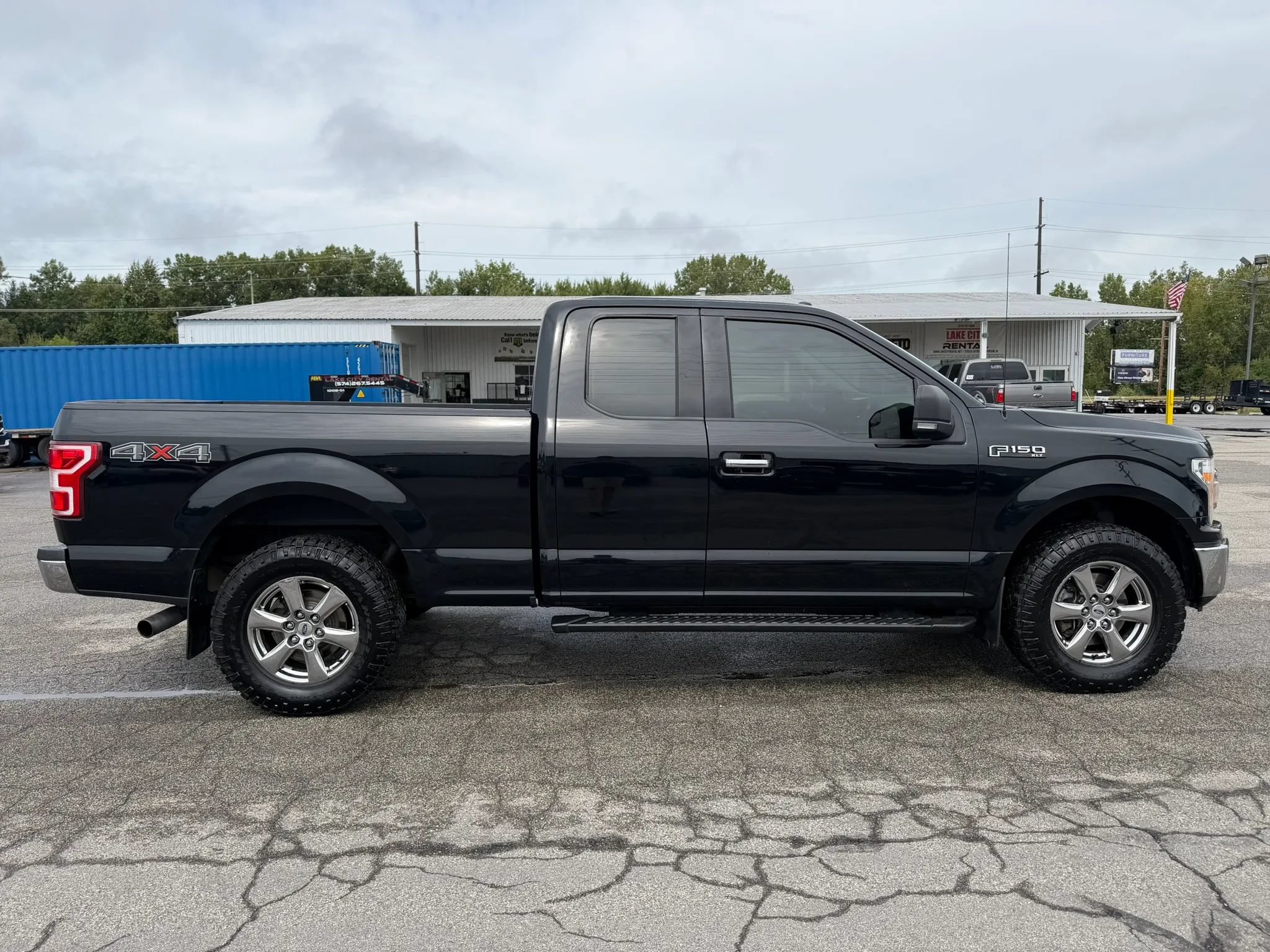 Used 2018 Ford F150 XLT w/ Equipment Group 301A Mid AWD/4WD image 4